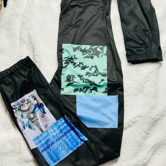 Patch Jumpsuit - Picture 2 of 5